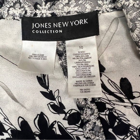 100% Silk Lined Jones New York Jacket w/ Black + White Lace, Japanese Watercolor - Picture 4 of 8